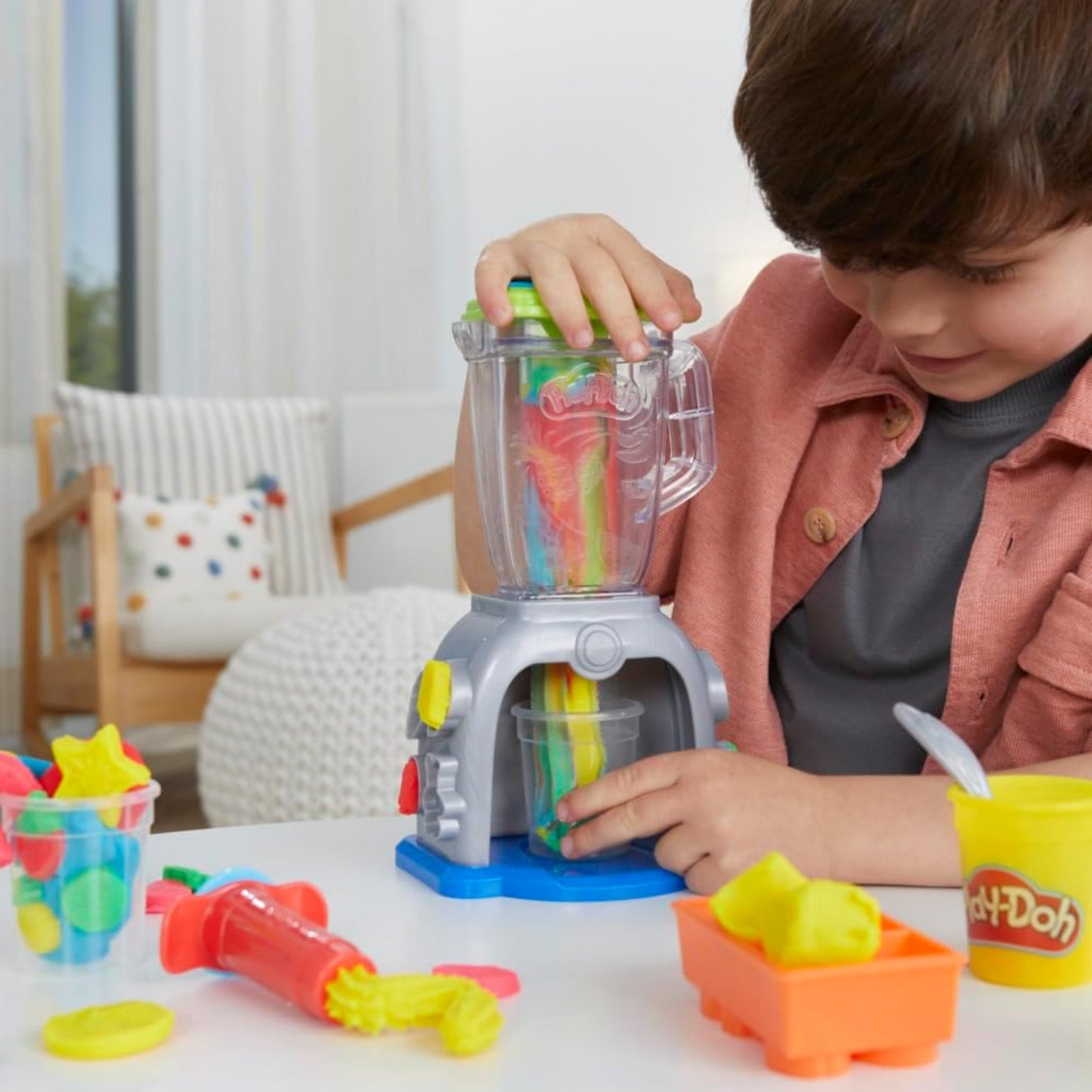 Play-Doh Kitchen Creations Swirlin' Smoothies Blender Dough Playset