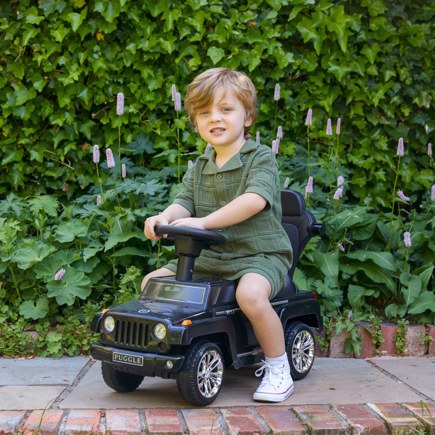 Puggle Elite Sport 2-in-1 Musical Ride On Car - Black