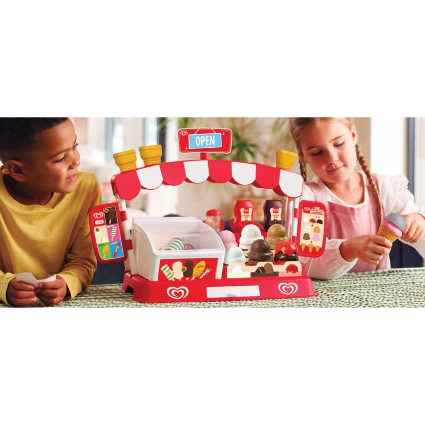 Casdon Cornetto Ice Cream Parlour 3 Piece Set